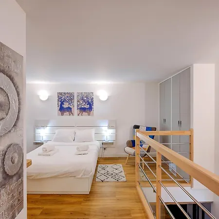 Le Corail /100m Gare Tours