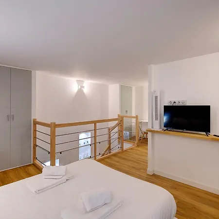 Le Corail /100m Gare Tours