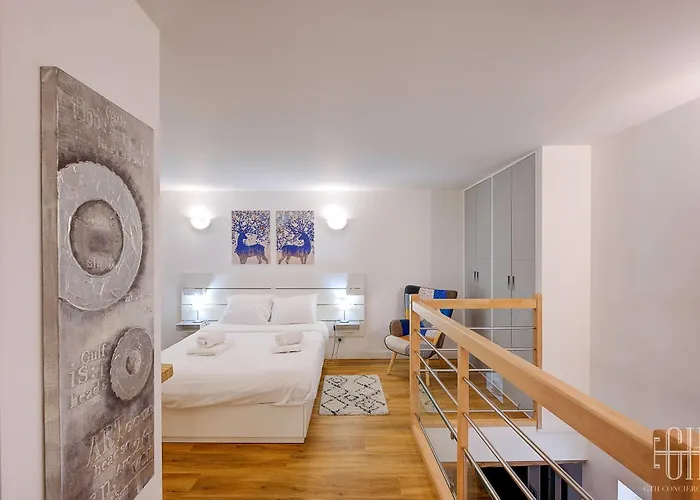 Le Corail /100m Gare Tours